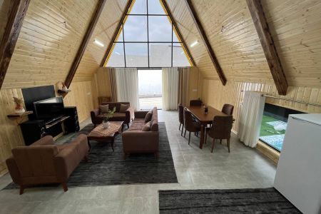 کلبه سوئیسی با استخر و جکوزی در حاجی کلا