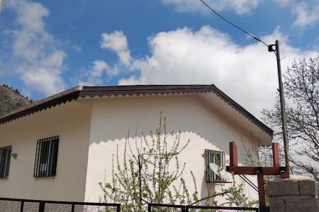 خانه حیاط دار در جواهرده - ط بالا