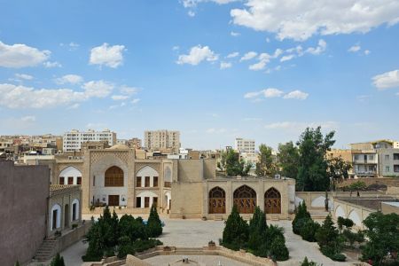 بومگردی تاریخی در ساوه - سوئیت فرخنده