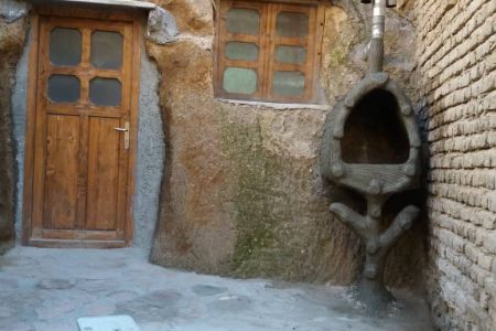 اجاره سوئیت سنتی در روستا صخره ای کندوان