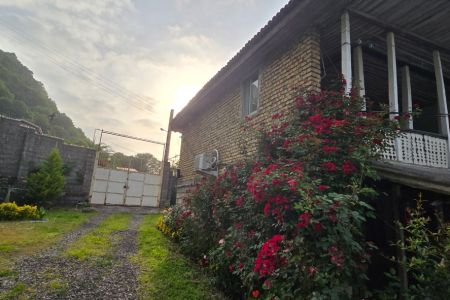 رزرو بوم گردی در شیخ زاهد لاهیجان - طبقه پایین