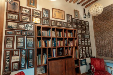 اتاق سنتی در اصفهان - کنار نقش جهان - دبل