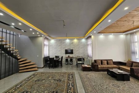 ویلا تریپلکس استخردار در خورین رودهن
