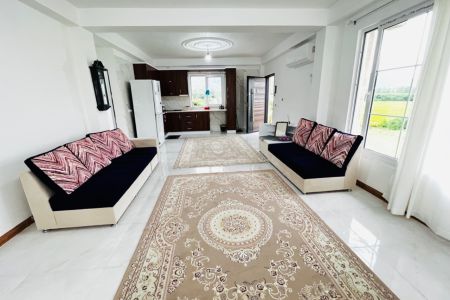 اجاره خانه حیاط دار در ماسال - لیپا - طبقه ۲