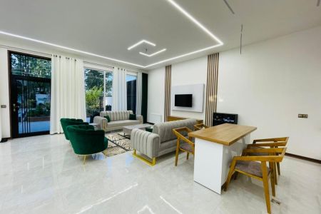اجاره ویلا استخردار در چهارباغ - رامجین