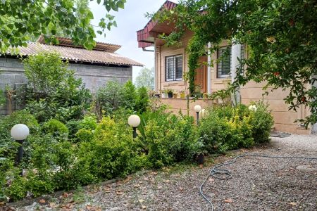 ویلا در چالوس - فرج آباد