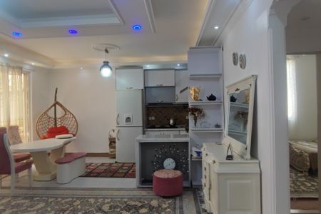 اجاره ویلا استخردار در چهارباغ - لشگرآباد