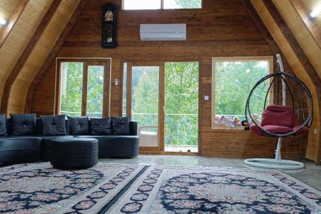 کلبه سوئیسی جنگلی در زیرآب - سنگ نیشت