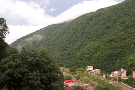 خانه تراس دار در علی آباد - خولین دره - ط ۳