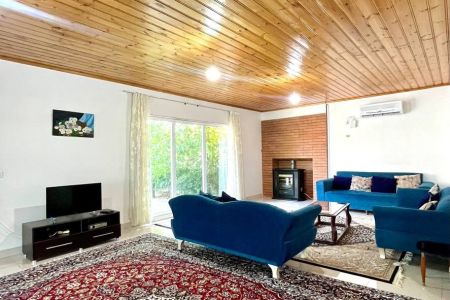 ویلا استخردار در قروق تالش - واحد ۱