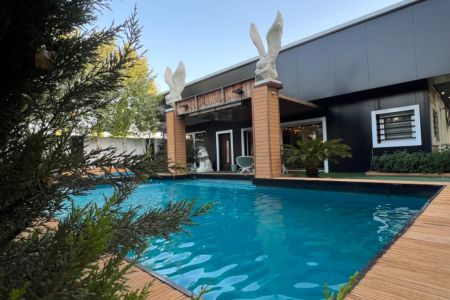 اجاره ویلا استخردار در چهارباغ - عرب آباد