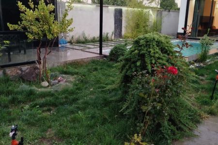 ویلا استخردار در کردان