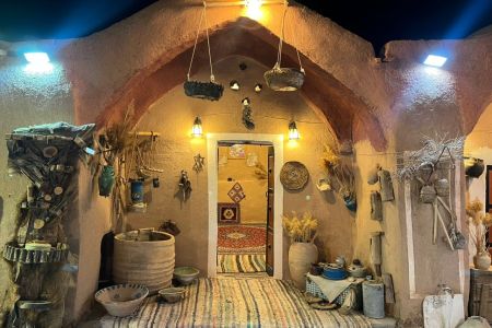 بوم گردی در انارک نائین - اتاق چهار نفره