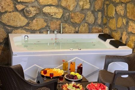 کلبه سوئیسی جکوزی دار در بابلکنار - شووا ۳