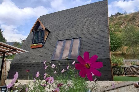 کلبه سوئیسی تریبلکس با جکوزی در کندلوس