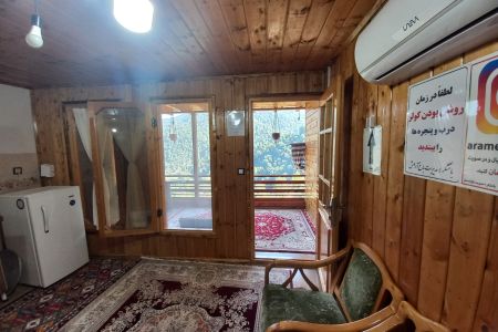 بوم گردی با منظره کوهستان در شفت - واحد رز