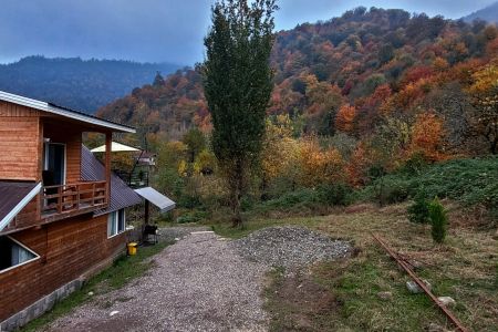 کلبه چوبی با چشم انداز زیبا در ماسال - ورمیه