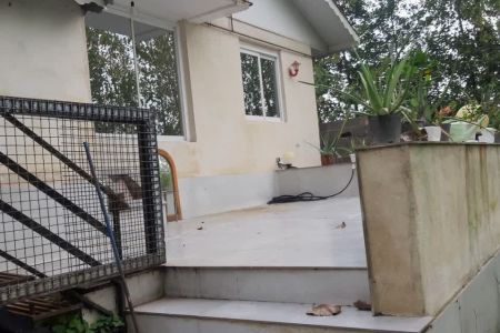 Renting a furnished suite in Khomam - Ashkik - 2nd floor