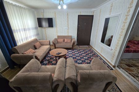 Renting a forest villa in Gisoom