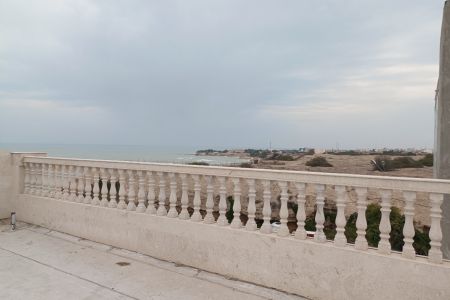 سوئیت نزدیک ساحل در ریشهر بوشهر - همکف