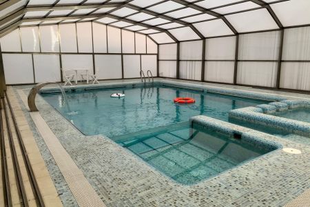 فيلا ثلاثية الطوابق مع مسبح في كيلان دماوند