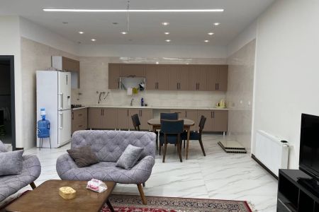 اجاره ویلا استخردار در چهارباغ - زکی آباد