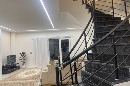 ویلا دوبلکس رو به آبگیر در شفت - چماچا