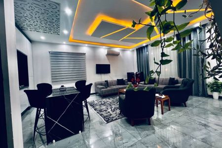 ویلا استخردار در ساوجبلاغ - عباس آباد بزرگ