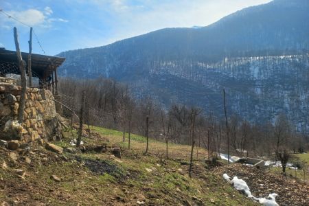 کلبه کوهستانی در دوهزار -  جاده نوشا