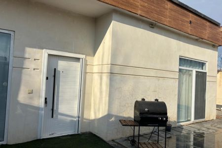 اجاره ویلا استخردار در چهارباغ - شهرک زعفرانیه