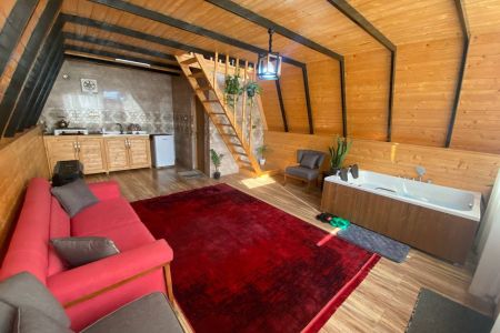 کلبه چوبی جکوزی دار در بابلکنار - درازکلا