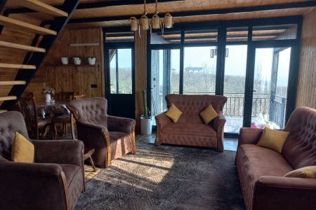 کلبه چوبی با وان جکوزی در بابلکنار - هلی خال