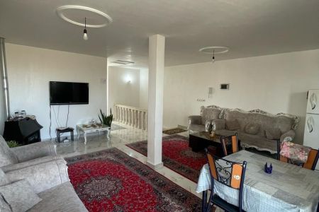 اجاره خانه تراس دار در رشت - شاقاجی - طبقه دوم