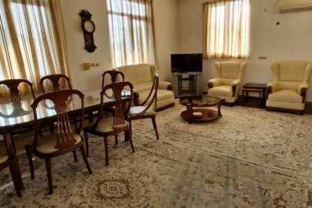 اجاره ویلا با حوضچه آب تنی در سنگر - کنسستان