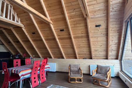 اجاره کلبه سوئیسی در رشت - سنگر