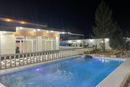 ویلا استخردار در چهارباغ - محمدآباد افشار