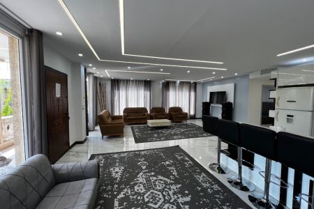 اجاره ویلا با استخر آبگرم در چهارباغ - رامجین