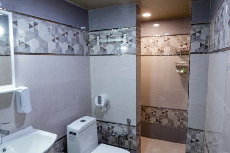 اجاره سوئیت یکخوابه در بندر انزلی - طبقه ۲