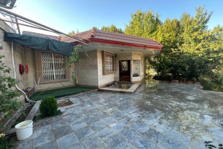 ویلا استخردار در اصفهان - باغ بهادران