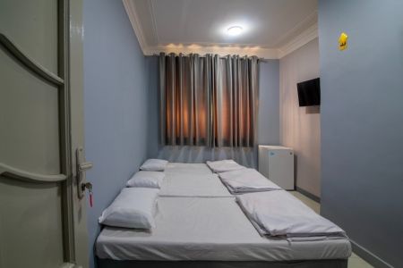 اتاق در میدان ولایت قشم - واحد سه تخته