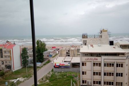 هتل آپارتمان با چشم انداز دریا در انزلی