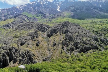 خانه رو به کوه در اورامان تخت - رودبر - ط دوم