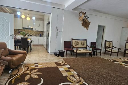 خانه ویلایی کنار رودخانه در رشت - قاضیان