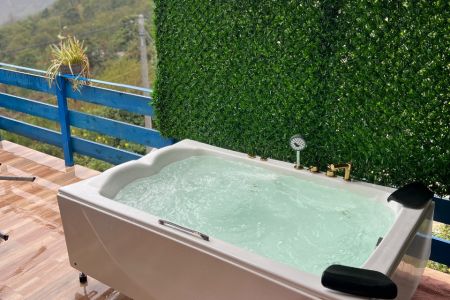 رزرو خانه سنتی جکوزی دار در اربه کله رامسر