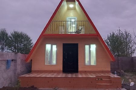 کلبه سوئیسی رو به شالیزار در ماسال -  پشت مخ
