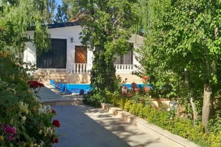 اجاره ویلا استخردار در چهارباغ - سنقرآباد