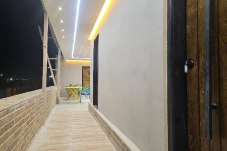 اتاق تراس دار رو به دریا در کنگان - ۳۵ متر