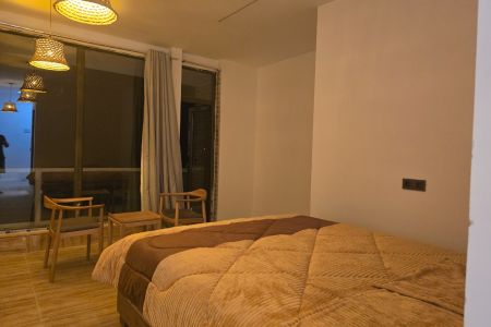 اتاق تراس دار رو به دریا در کنگان - ۳۵ متر