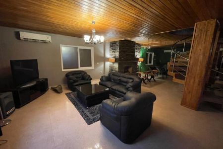 ویلا استخردار لب دریا در نور - رستمرود