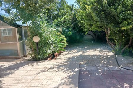 اجاره ویلا استخردار در چهارباغ